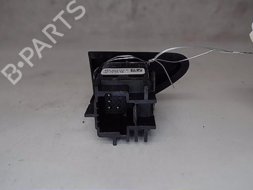 Used Warning switch RENAULT CLIO IV (BH_) 1.5 dCi 90 (90 hp) 13836924