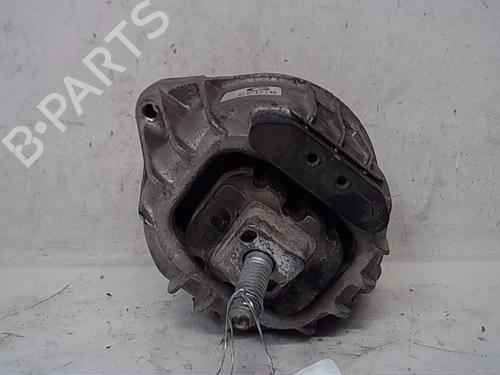Used Engine mount BMW 3 (E90) 318 d (143 hp) 14563716