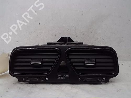 Used Air vent VW SCIROCCO III (137, 138) 2.0 TDI (140 hp) 14569982
