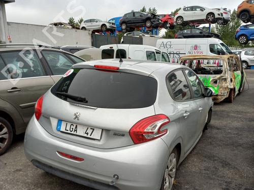 Fuel flap PEUGEOT 208 I (CA_, CC_) 1.4 HDi | BP29136910C131 