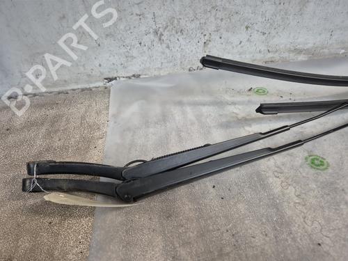 Used Front windshield wiper arm VW TIGUAN (5N_) 2.0 TDI (110 hp) 29155192