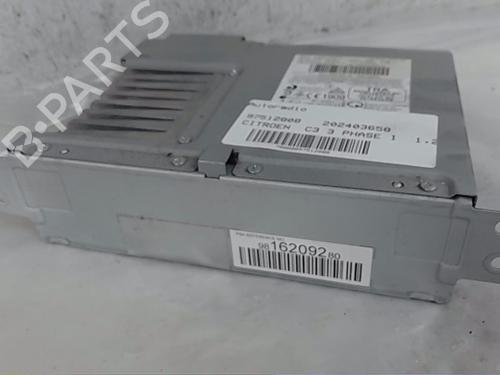Used Radio CITROËN C3 / C3 ORIGIN III (SX) 1.2 THP 110 (110 hp) 22357812