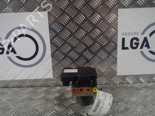 Used ABS pump VW POLO V (6R1, 6C1) 1.4 TDI (90 hp) 13865246