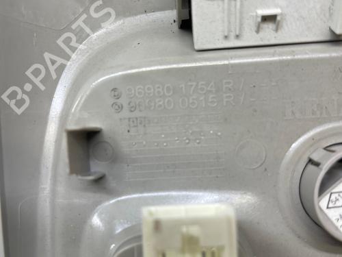 interior-roof-light-renault-clio-iv-bh_-2012-2013-2014-2015-2016-2017-2018-2019-2020-2021-36834461 main image