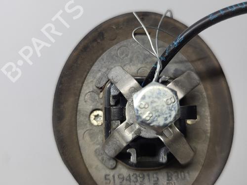 antennabase-fiat-500l-351_-352_-2012-36396463 main image