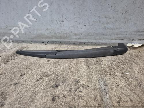 Used Rear windshield wiper arm FIAT 500 (312_) 1.2 (312AXA1A) (69 hp) 28684902