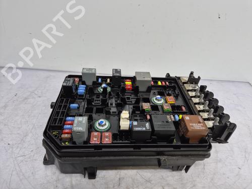 Used Fuse box OPEL ASTRA K (B16) 1.4 Turbo (68) (145 hp) 32291935