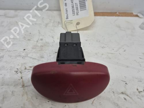 Used Warning switch Warning switch PEUGEOT 206 Hatchback (2A/C) 1.9 D (69 hp) 33443857 33443857