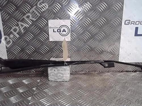 Used Front windshield wiper arm PEUGEOT 208 I (CA_, CC_) 1.0 VTi (68 hp) 14554286