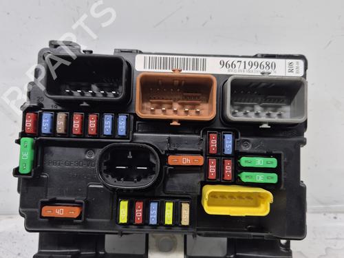 Used Fuse box Fuse box CITROËN C3 I (FC_, FN_) [2002-2013] 34106025 34106025