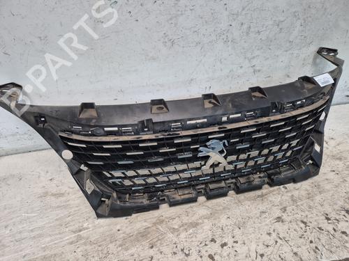 Calandre PEUGEOT 3008 II SUV (MC_, MR_, MJ_, M4_) 2.0 BlueHDi 180 (181 hp) 26570387