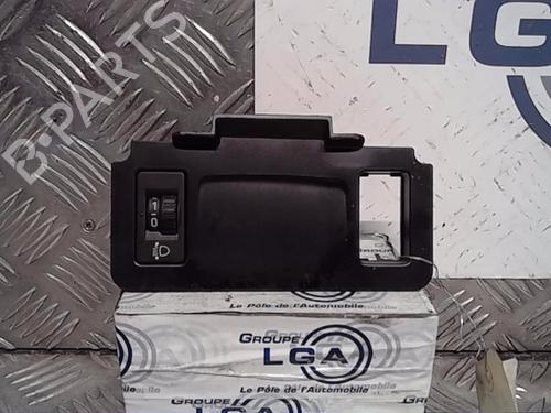 Used Headlight switch CITROËN DS4 (NX_) 2.0 HDi 165 (163 hp) 14553197