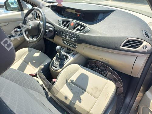 Rear right window mechanism RENAULT SCÉNIC III (JZ0/1_) 1.9 dCi (JZ0J, JZ1J, JZ1K, JZ1S) | BP13823046C25 