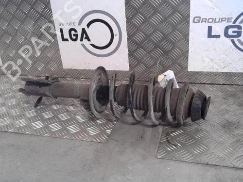 Used Right front shock absorber TOYOTA YARIS (_P9_) 1.4 D-4D (NLP90_, NLP90R) (90 hp) 13863581