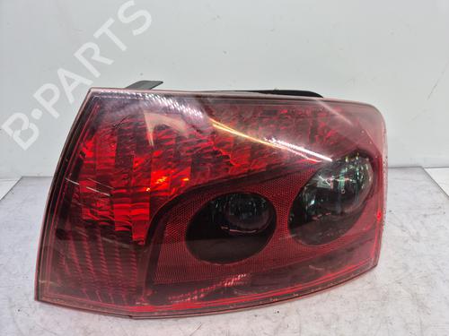 right-taillight-peugeot-407-6d_-2004-2005-2006-2007-2008-2009-2010-2011-32376788 main image