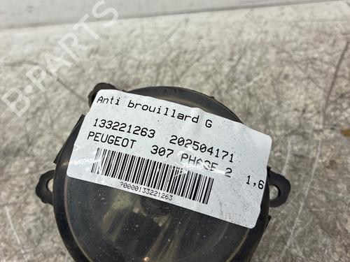 Used Left front fog light Left front fog light 39599612 39599612