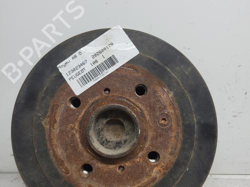 Used Right rear steering knuckle Right rear steering knuckle PEUGEOT 108 1.0 VTi (69 hp) 34332358 34332358