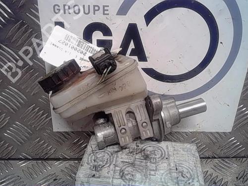 Used Brake master cylinder PEUGEOT 107 (PM_, PN_) 1.4 HDi (54 hp) 14521825