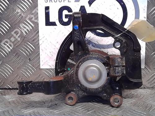 Left front steering knuckle RENAULT TWINGO III (BCM_, BCA_) 0.9 TCe 90 (BCM9, BCM2) | BP14556215M25 