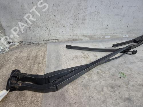 Used Front windshield wiper arm NISSAN X-TRAIL III (T32_, T32R, T32RR) 1.6 dCi (T32) (130 hp) 28613207