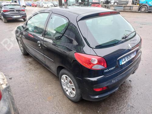 Left mirror PEUGEOT 206+ (2L_, 2M_) 1.4 HDi eco 70 | BP16404800C26
