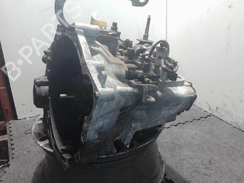 Gearbox PEUGEOT 5008 (0U_, 0E_) 2.0 HDi 150 / BlueHDi 150 | BP22242356M3 