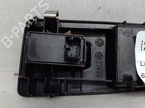 Used Right front window switch LANCIA DELTA III (844_) 1.9 D Multijet (844.AXE1A) (190 hp) 13832313