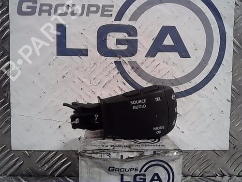 Used Switch RENAULT MEGANE IV Hatchback (B9A/M/N_) [2015-2025]  13861361