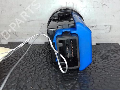 Switch LEXUS CT (ZWA10_)  | BP23899289I30 