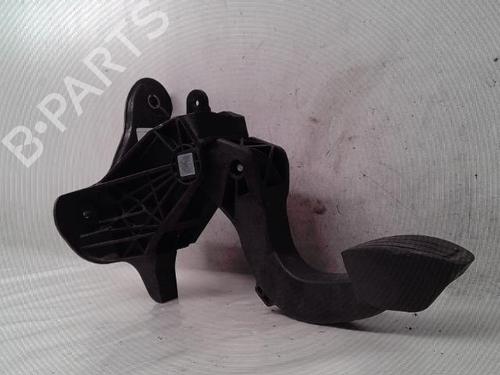 Used Clutch pedal PEUGEOT 208 II (UB_, UP_, UW_, UJ_) 1.2 PureTech 75 (75 hp) 16567520