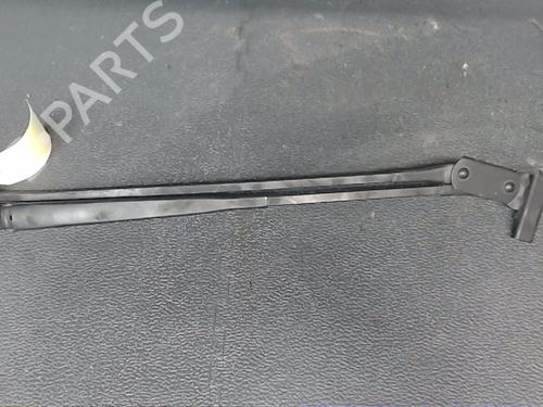 Used Front windshield wiper arm PEUGEOT 108 1.0 VTi (69 hp) 23505765