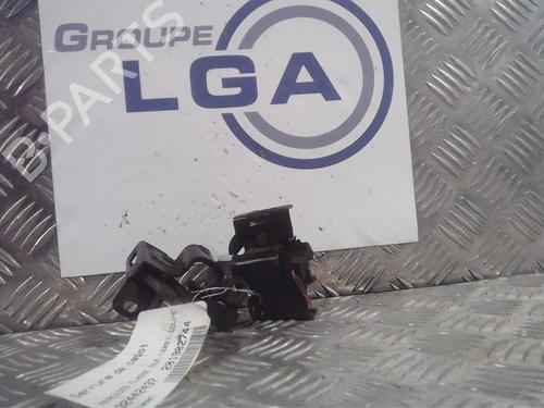 Used Hood lock MERCEDES-BENZ CLK (C209) CLK 270 CDI (209.316) (170 hp) 14551063