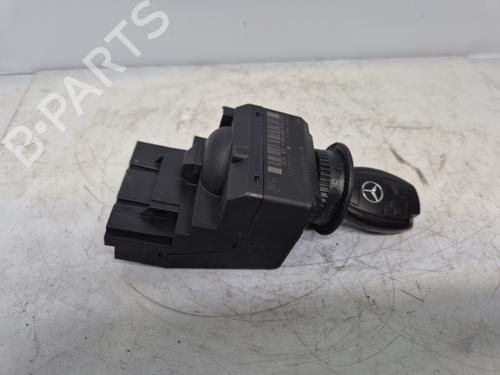 Used Card reader MERCEDES-BENZ SPRINTER 3,5-t Van (B906) [2006-2020]  31605138