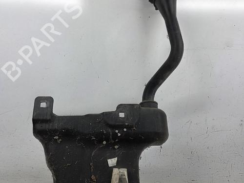 Used Windscreen washer tank Windscreen washer tank 39500778 39500778