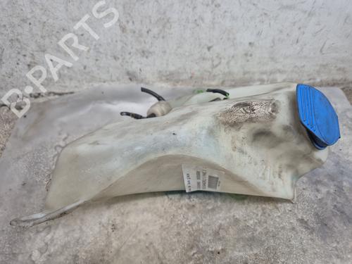 Used Windscreen washer tank VW POLO IV Saloon (9A4, 9A2, 9N2, 9A6) 1.4 TDI (75 hp) 30766871