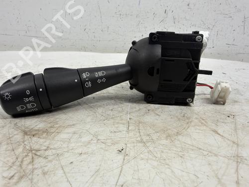 switch-renault-captur-i-j5_-h5_-2013-39500820 main image