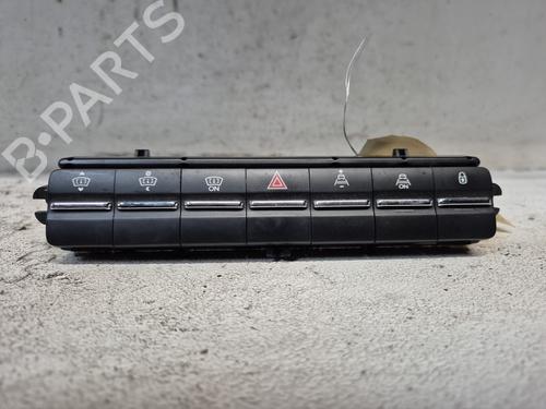Used Warning switch PEUGEOT 5008 (0U_, 0E_) 1.6 HDi (114 hp) 25606392