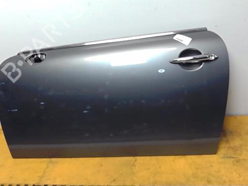 Used Left front door MINI MINI (R56) One D (90 hp) 23215299