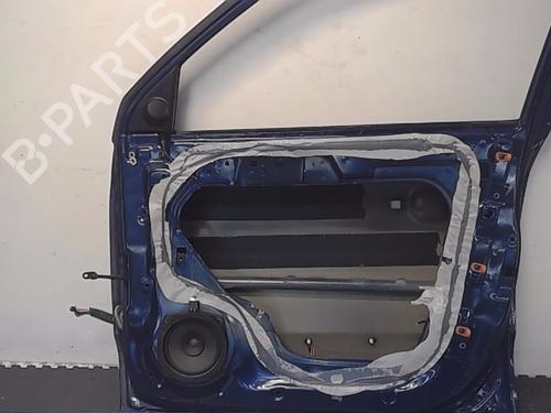 Used Right front door HYUNDAI TUCSON (JM) 2.0 CRDi All-wheel Drive (140 hp) 17219255