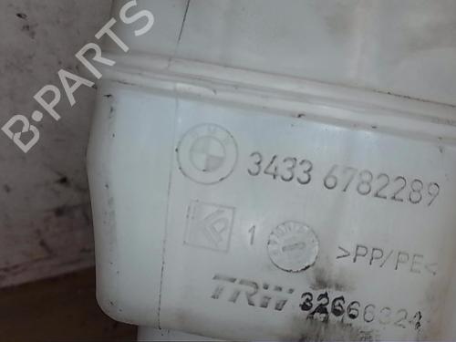 Brake master cylinder BMW 5 Touring (F11) 525 d xDrive | BP18912503M77 
