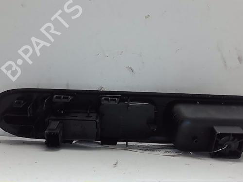 Used Right front window switch PEUGEOT 5008 (0U_, 0E_) 2.0 HDi 150 / BlueHDi 150 (150 hp) 13827743
