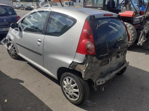 Right taillight PEUGEOT 107 (PM_, PN_) 1.4 HDi | BP13851272C35 