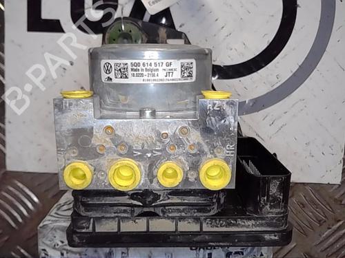 Used ABS pump AUDI Q3 (F3B) 35 TFSI Mild Hybrid (150 hp) 13852185
