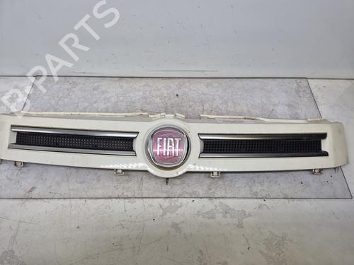 grille-fiat-panda-169_-2003-32690654 main image