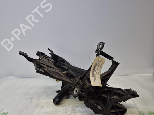 Venstre frontlyktstøtte AUDI A5 Sportback (8TA) 2.0 TDI (150 hp) 31119277