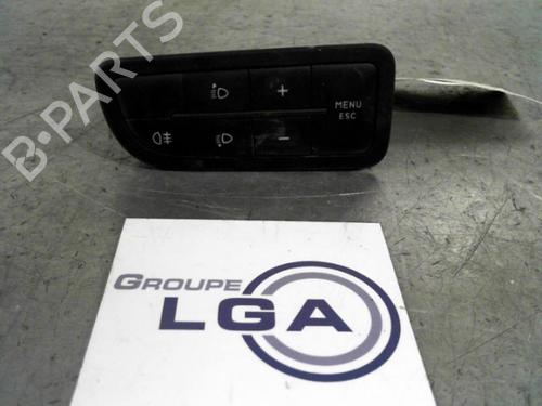 Used Headlight switch FIAT PUNTO EVO (199_) 1.2 (65 hp) 14548376