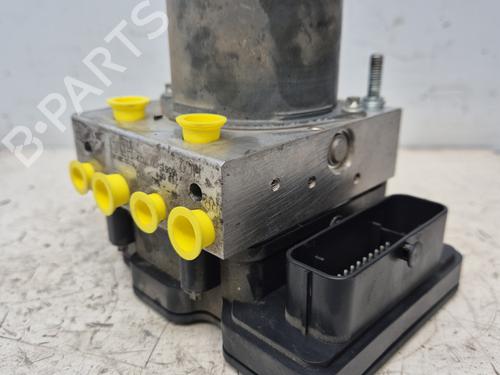 Used ABS pump ABS pump PEUGEOT BOXER Van 2.2 HDi 150 (150 hp) 33210579 33210579
