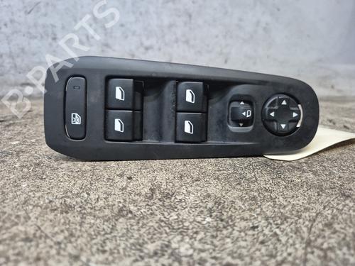 BP30047231I27 main image