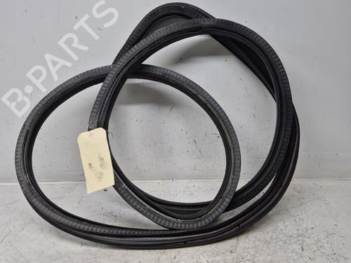 Used Rubber door seal Rubber door seal VW POLO IV (9N_, 9A_) 1.4 TDI (70 hp) 36310233 36310233