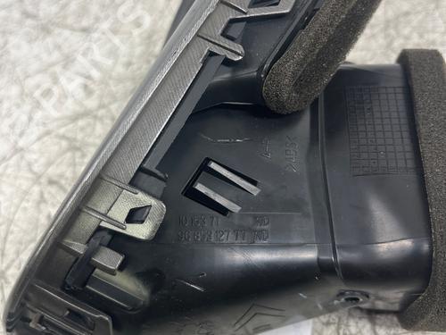 Used Air vent Air vent 38570365 38570365